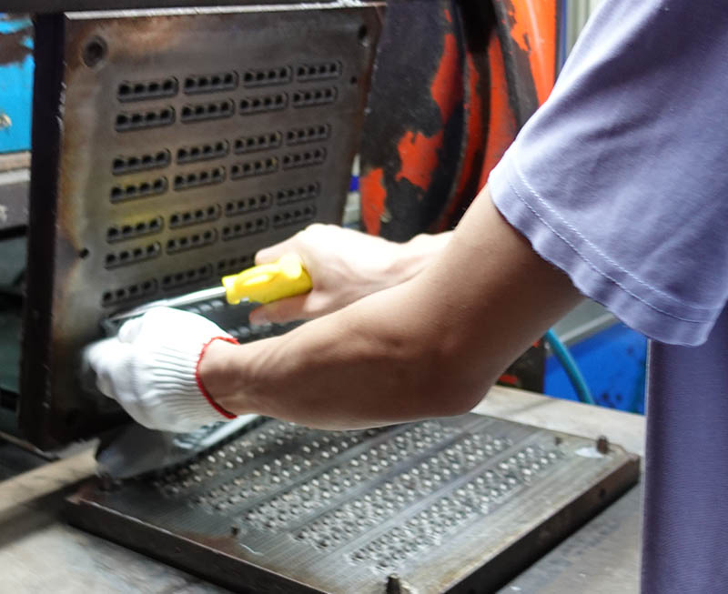 silicone parts manufacturer